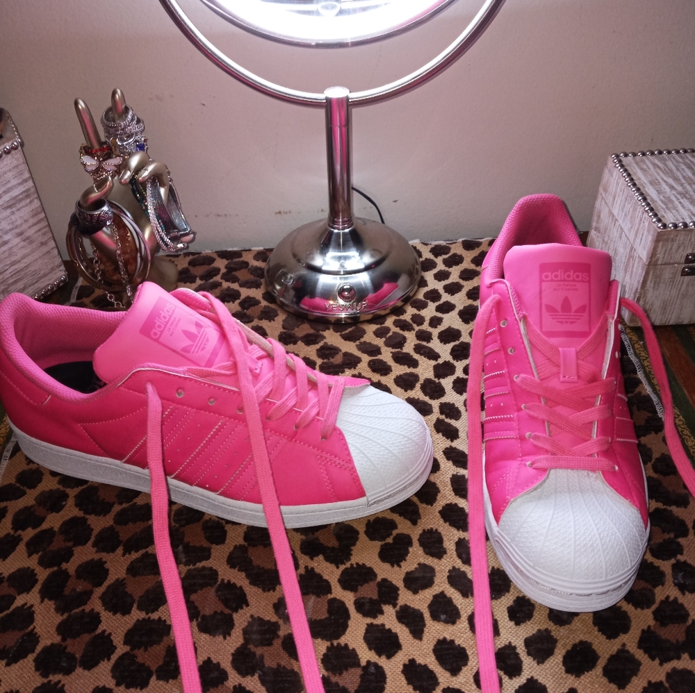 ADIDAS "Solar Pink"